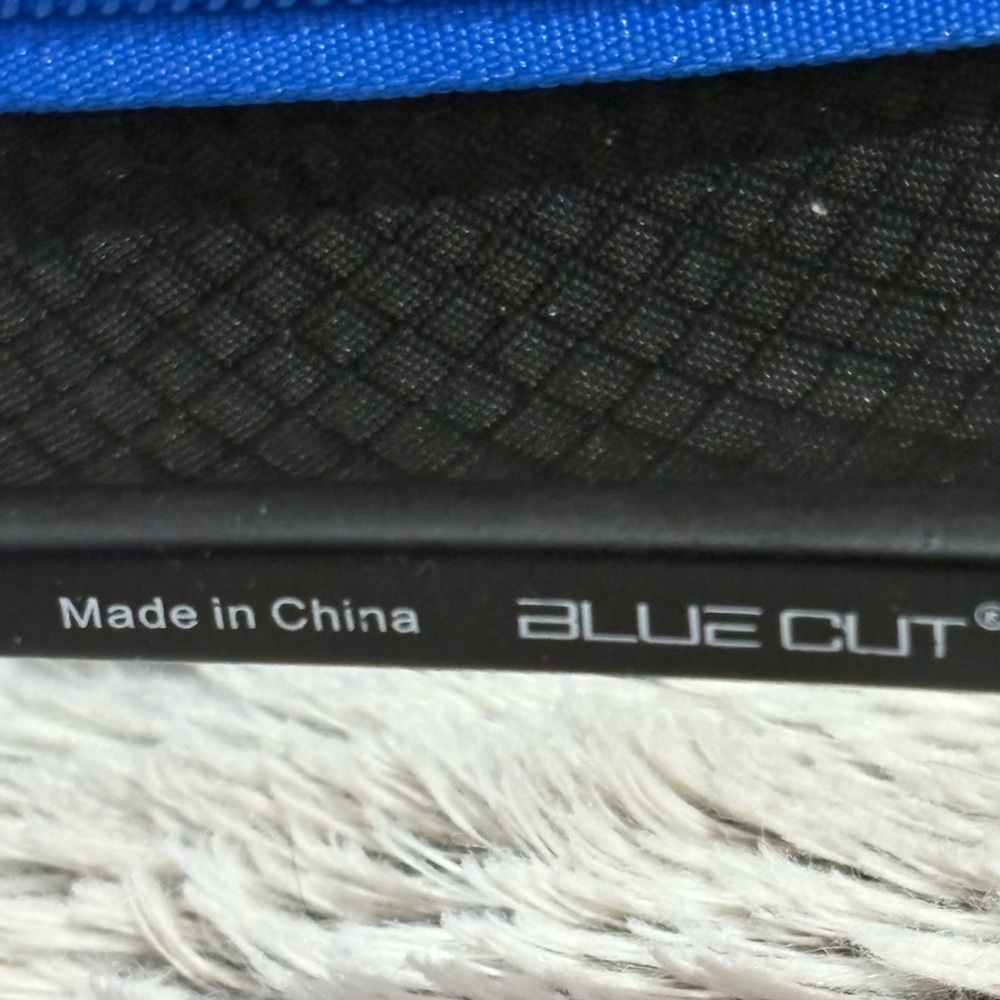 Blue Cut Rectangular Glasses With Clear Lenses - image 4